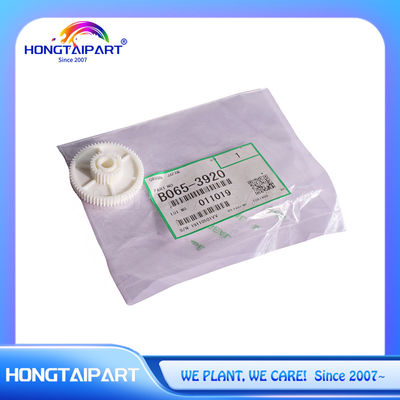 B0653920 B065-3920 Engrenagem de rolos de transferência para a Ricoh 1075 2075 1060 2060 6500 6001 7001 7500 8000 Engrenagem inativa de impressora a laser
