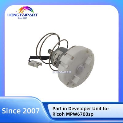 Peça usada original na unidade de desenvolvimento para a impressora Ricoh MPW6700sp